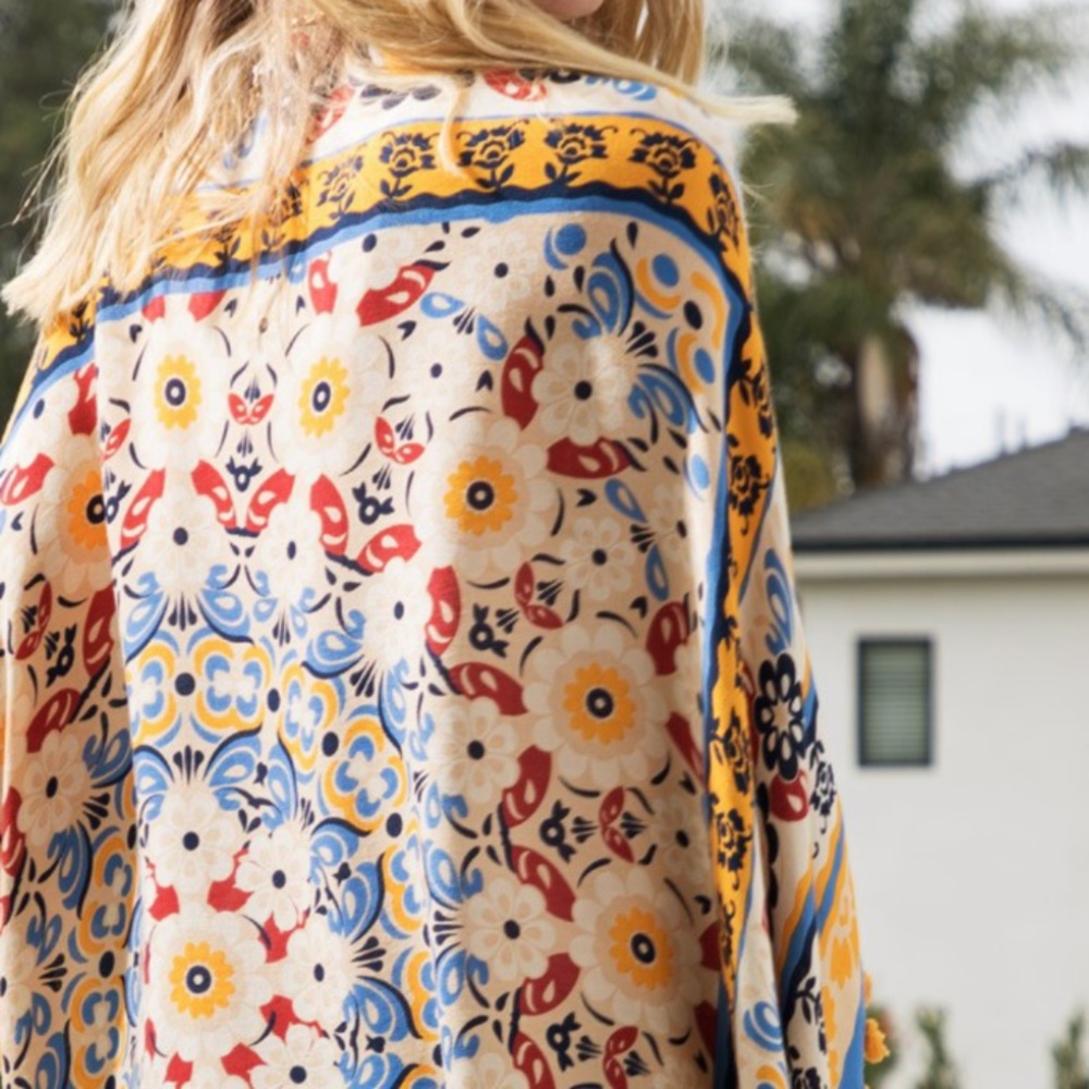 Retro Style Tassel Bohemian Kimono - Picture 7 of 10
